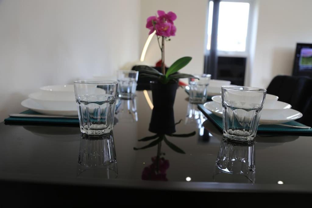 Luxury Ground Floor 2 Bedroom Apartment Free Wifi & Parking Sheffield Ngoại thất bức ảnh